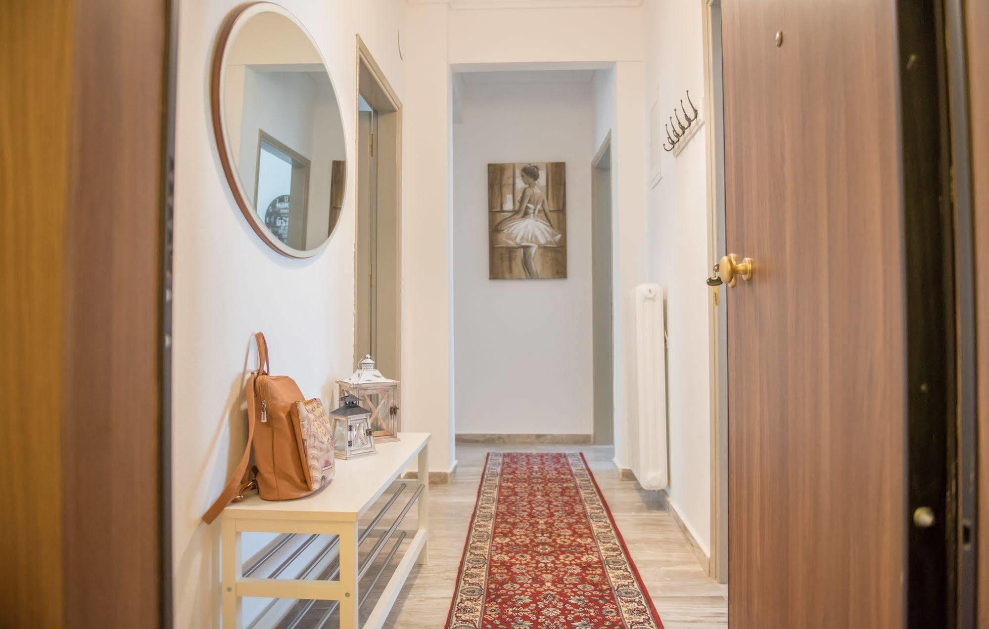 Michalis Apartments Polýgyros Exterior foto