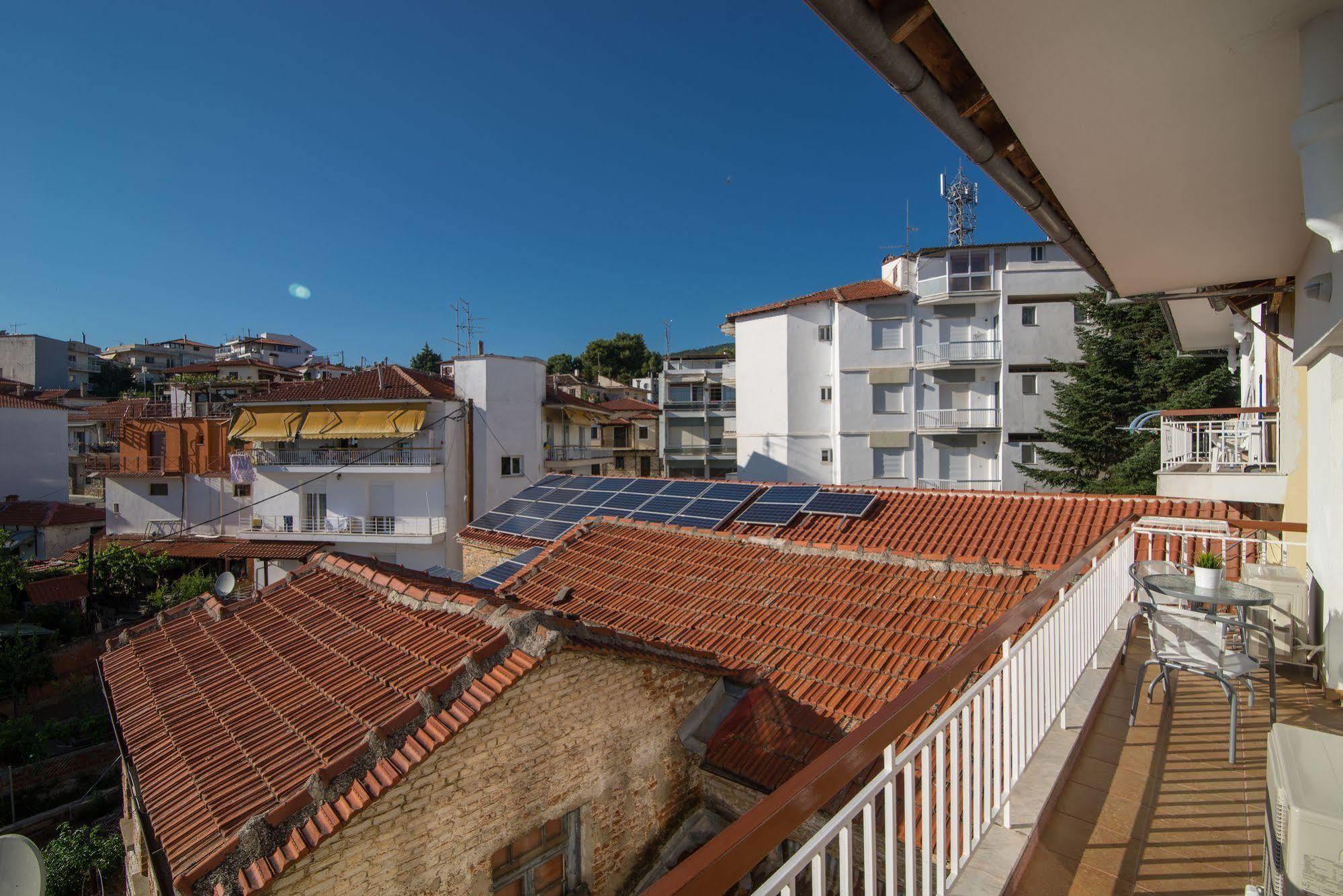 Michalis Apartments Polýgyros Exterior foto
